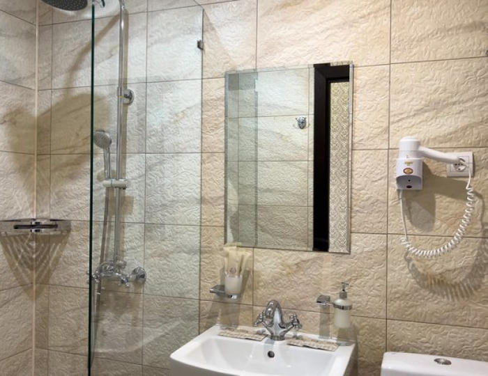 ЛЮКС 2-МЕСТНЫЙ 2-КОМНАТНЫЙ - Отель «Жоэквара» Гагра