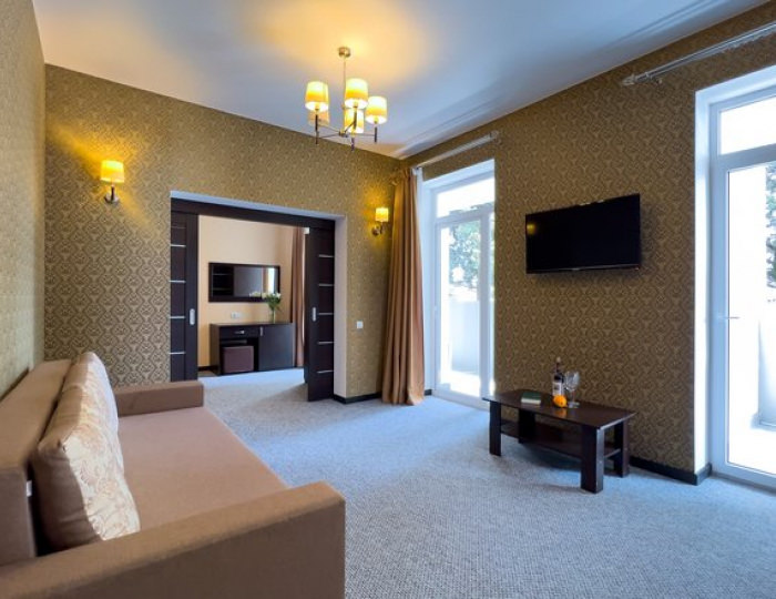 СЕМЕЙНЫЙ 4-МЕСТНЫЙ 3-КОМНАТНЫЙ - Отель «Жоэквара» Гагра