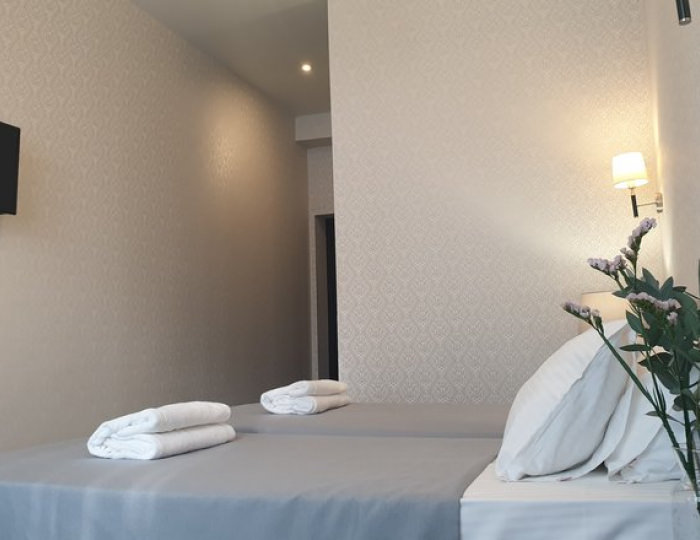 СТАНДАРТНЫЙ 2-МЕСТНЫЙ КОМФОРТ (БЕЗ БАЛКОНА) - Отель «Жоэквара» Гагра