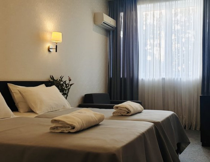 СТАНДАРТНЫЙ 2-МЕСТНЫЙ КОМФОРТ (БЕЗ БАЛКОНА) - Отель «Жоэквара» Гагра