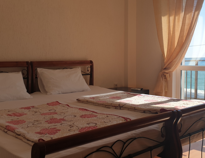 Стандартный 2-местный 1-комнатный вид на  море корпус 2 Жемчужина - Отель «Жоэквара» Гагра